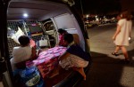 Man lives on lorry with pregnant wife - 13