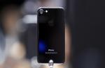 Apple unveils waterproof iPhones - without headphone jack  - 5