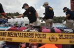 Bali tourist boat blast kills 2 foreigners, injures 18 - 2