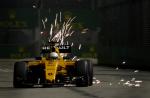 F1 race heats up in Singapore Grand Prix - 34