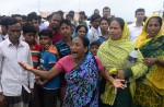 Bangladesh rescuers struggle in hunt for capsized ferry - 6