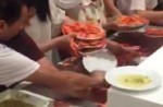 Chinese tourists in Thailand go prawn-crazy at buffet - 3