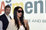 Kim Kardashian welcomes baby boy - 15