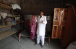 Pregnant Pakistani woman beaten to death in "honour killing" - 26