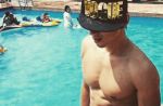 Korean male stars with hot abs - 1