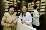 More non-Chinese in Singapore seeking help at free TCM clinics - 8