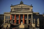 Ai Weiwei covers Berlin's concert hall with 14,000 refugee life jackets - 4