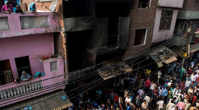 13 dead in Indian garment factory fire