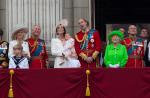 Queen Elizabeth celebrates 90th birthday in ceremony with pageantry - 9