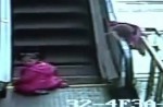 Video captures child's death plunge from mall escalator in China - 4