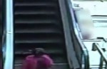 Video captures child's death plunge from mall escalator in China - 9