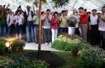 Lee Kuan Yew keeps tradition of planting a tree at Tanjong Pagar's annual Tree Planting Day - 1