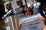 China's dog meat festival growing leaner - 9