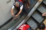 Boy's toes get caught in escalator near Toa Payoh HDB Hub - 2