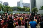 Crowds gather to catch glimpse of Joseph Schooling on victory parade - 22