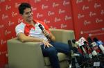 Hundreds give Joseph Schooling triumphant homecoming at Changi Airport - 11