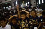 Hundreds give Joseph Schooling triumphant homecoming at Changi Airport - 23