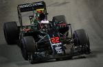 F1 race heats up in Singapore Grand Prix - 33