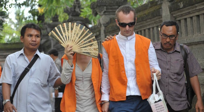 Brit, Australian on trial for killing Balinese policeman