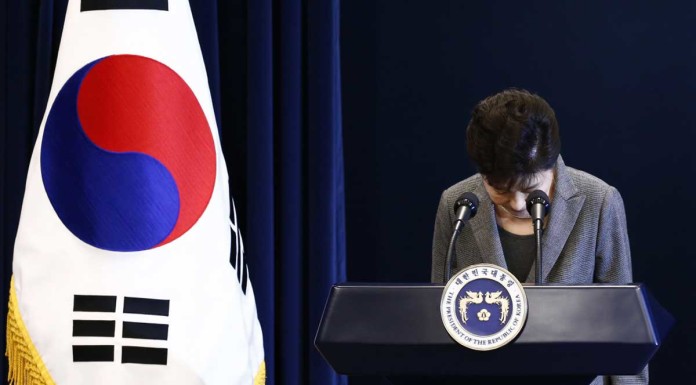 S Korea president says willing to leave office early