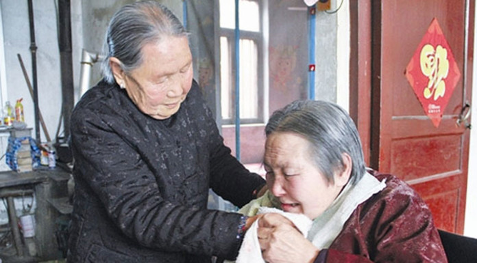 94 year old takes care of partially paralysed daughter-in-law for 20 years