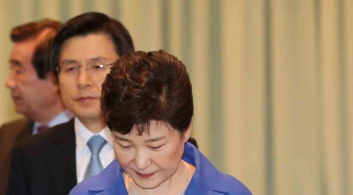 South Korea prosecutors charge two senior ex-Park officials: Media