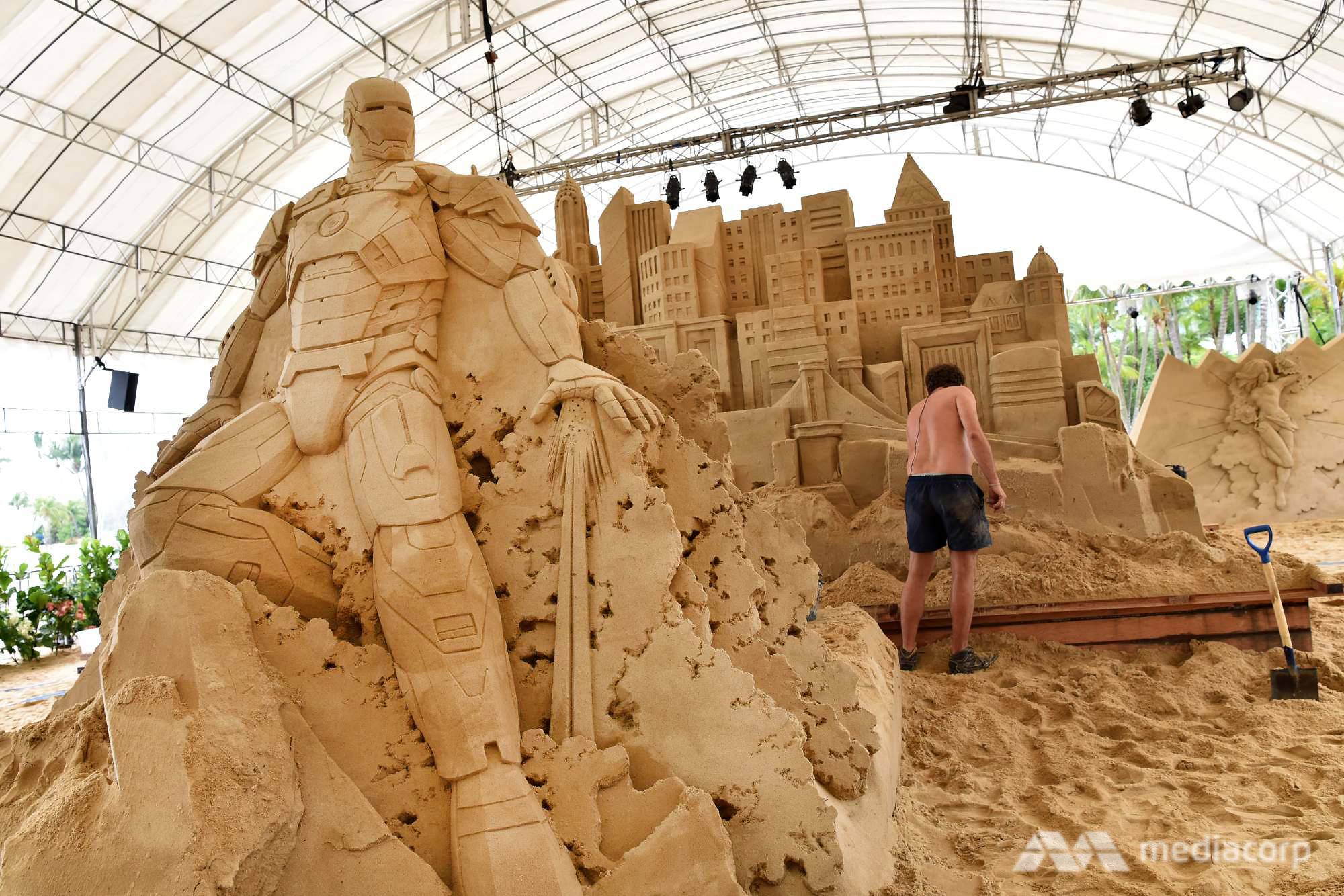 Sentosa Sandsation - Marvel superheroes