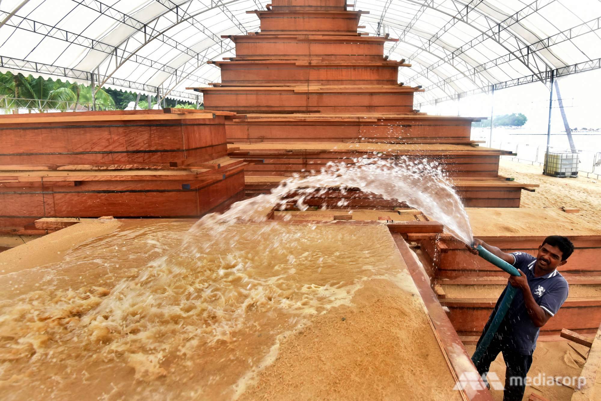 Sentosa Sandsation - sand being sprayed with water