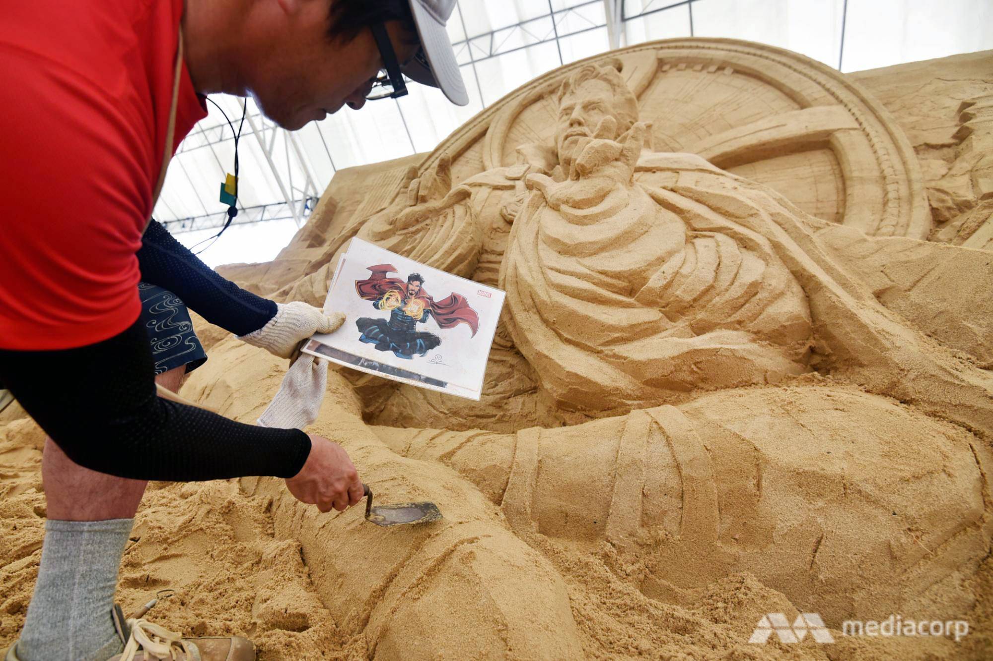 Sentosa Sandsation - Katsuhiko Chaen with Dr Strange