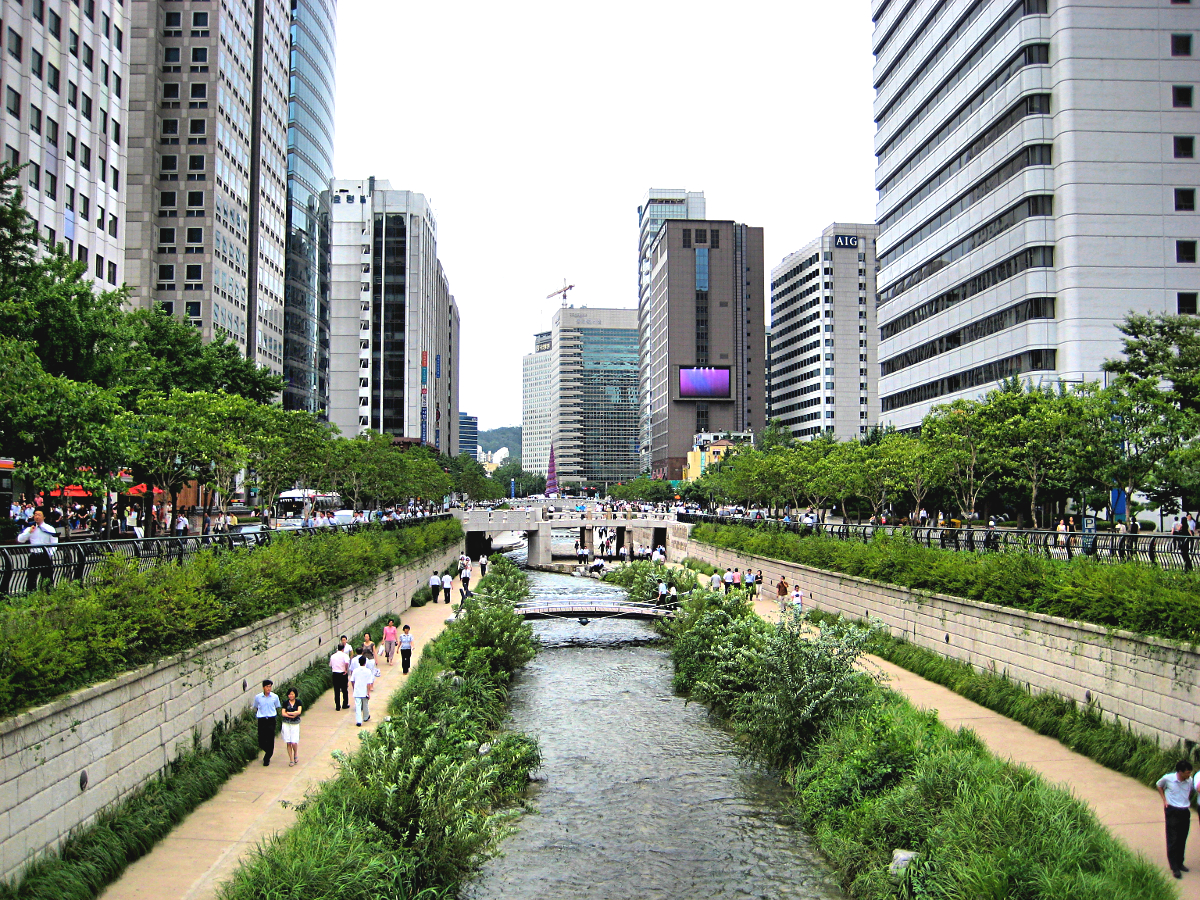 Cheonggyecheon_stream  