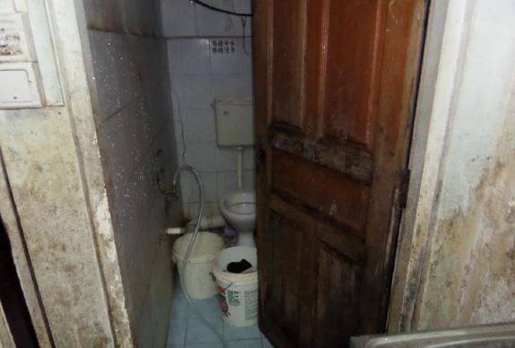 poor toilet conditions