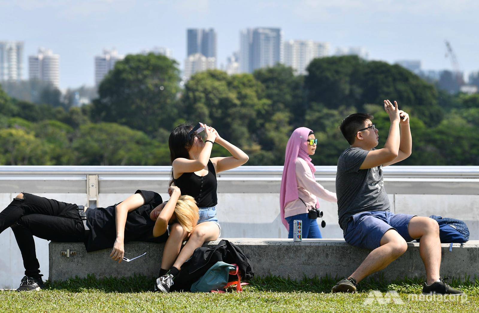 Marina Barrage eclipse