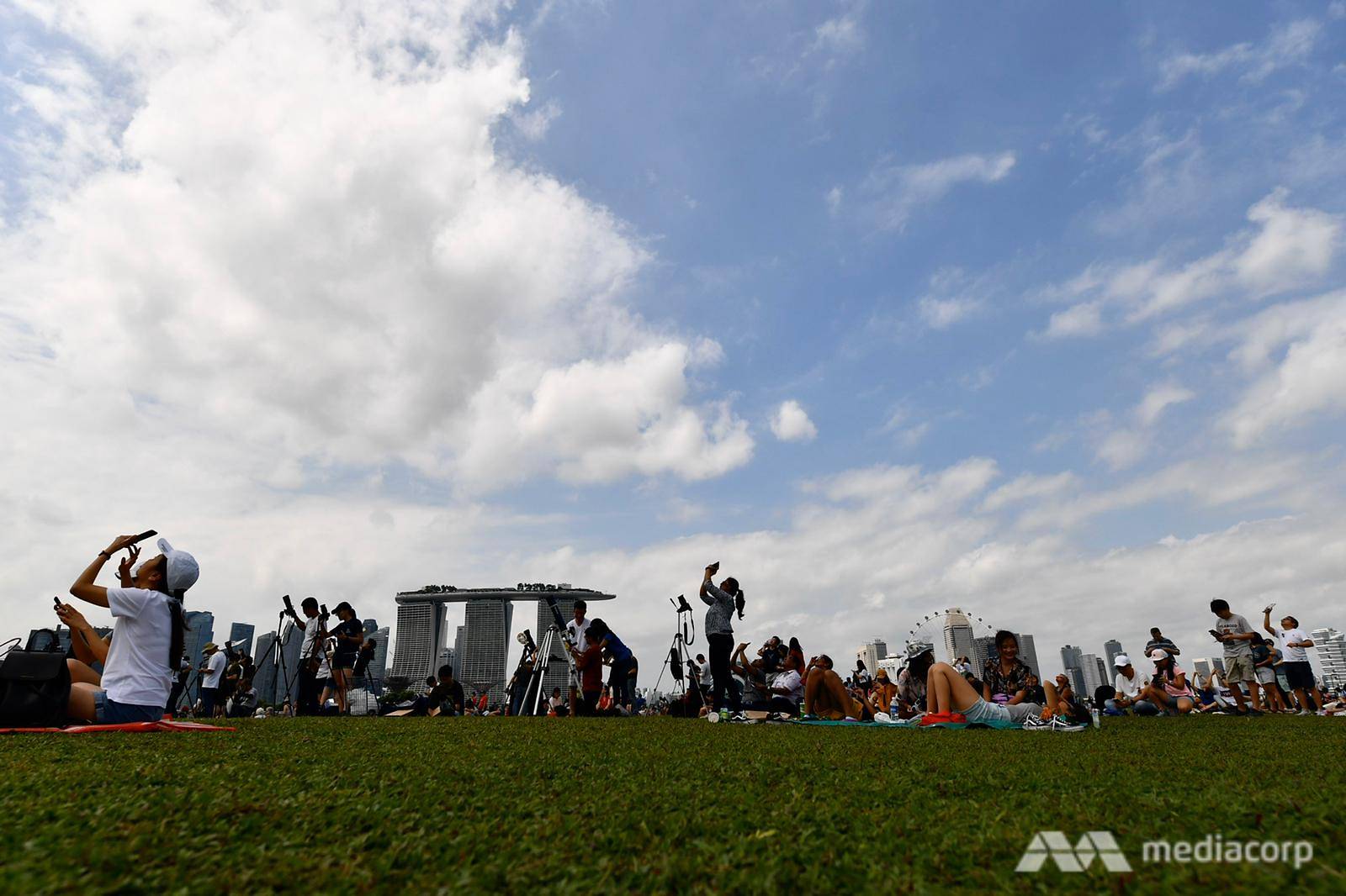 Marina Barrage eclipse viewing