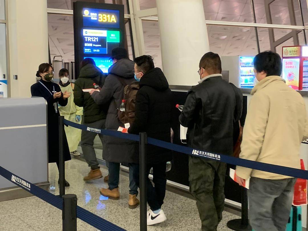 Singaporeans return from Wuhan
