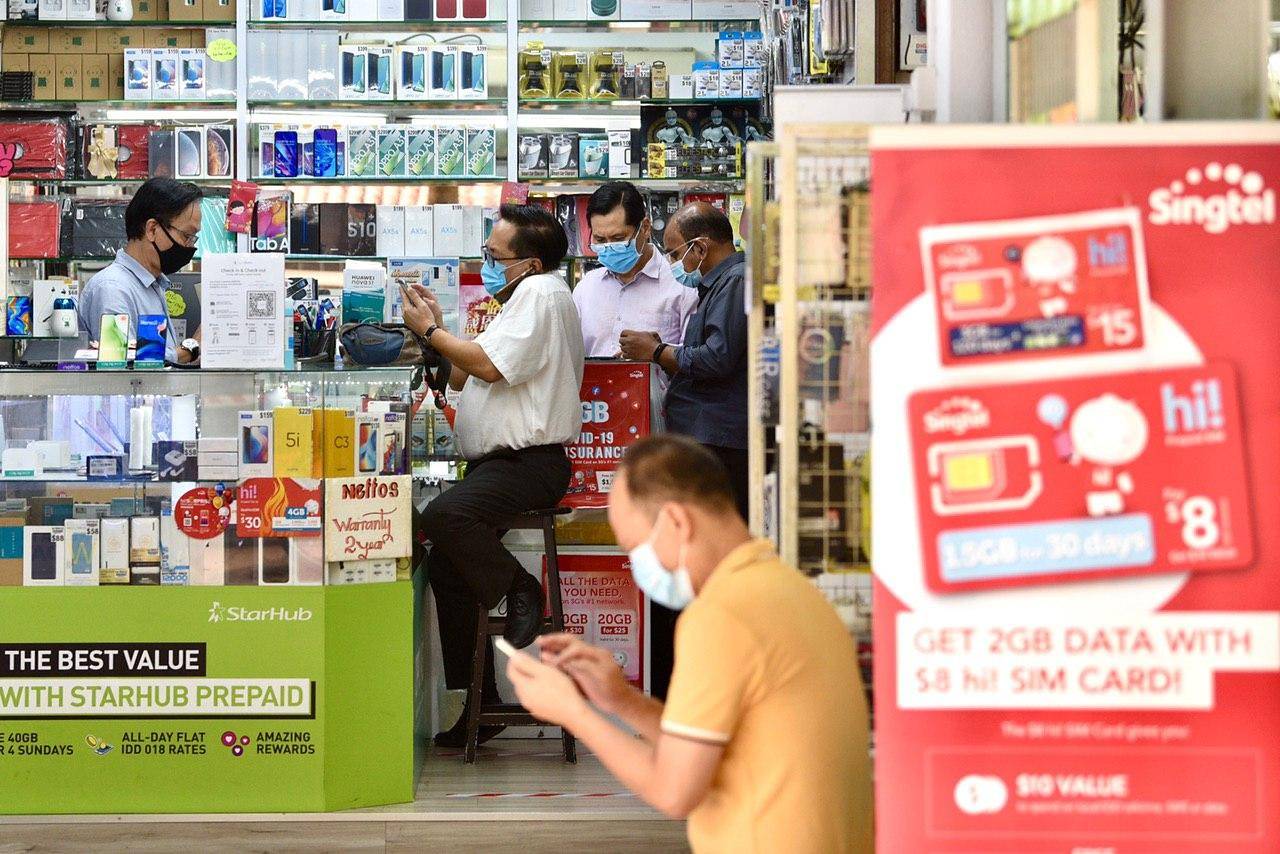 Phase 2 mobile phone shop in Toa Payoh